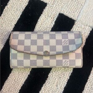 Louis Vuitton Checkered Canvas Wallet in Cream and Gray
